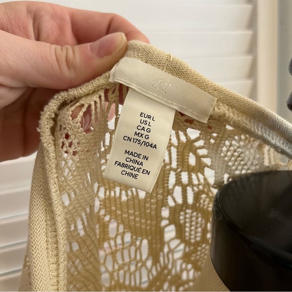 Lace Crochet Tunic - Picture 6 of 6